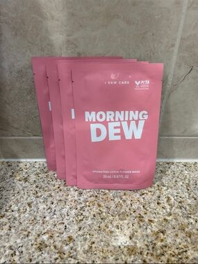 NWT Set of 4 I Dew Care Morning Dew Hydrating lotus flower mask